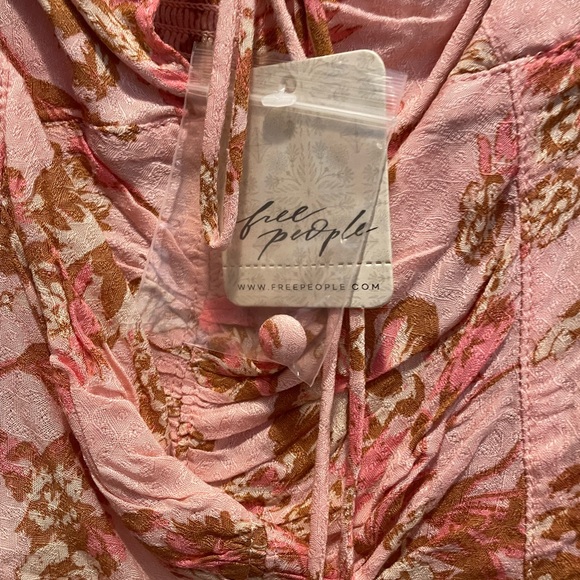 Free People Hilary Pink Long Sleeve Cropped Top-Size M. NWT - Picture 3 of 6